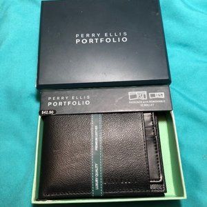 Perry Ellis wallet